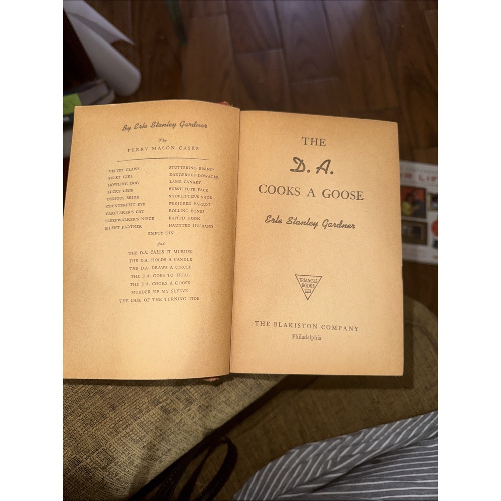 VTG 1942 The D.A. Cooks A Goose - Erle Stanley Gardener Hardback Nice
